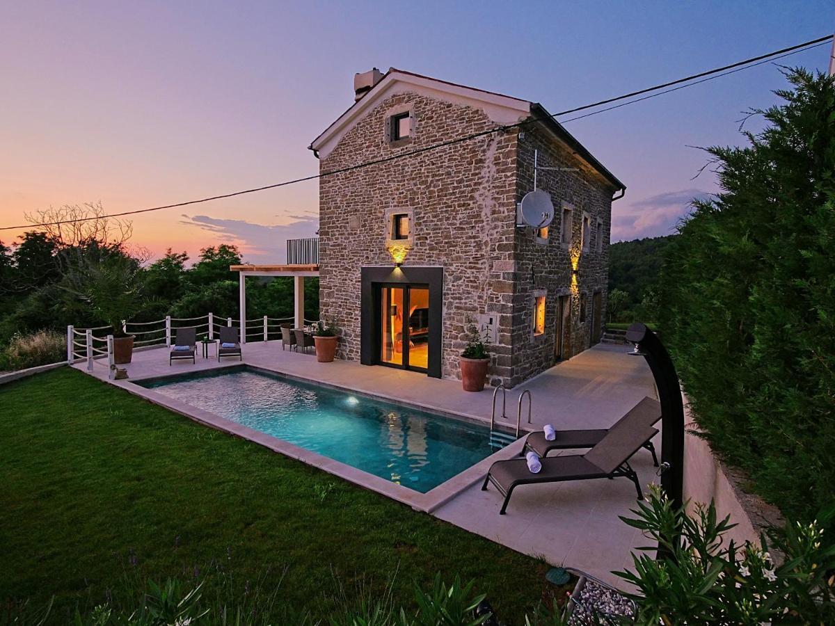 Krasica  Villa Carica מראה חיצוני תמונה